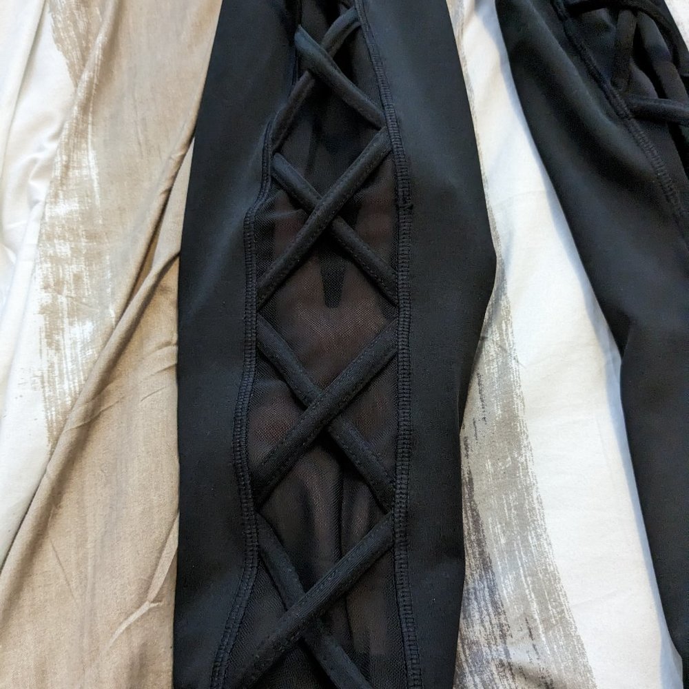 High Rise Leggings - Picture 13 of 13